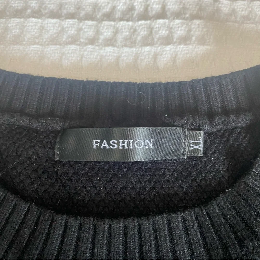 Fashion Black Knit Sweater XL